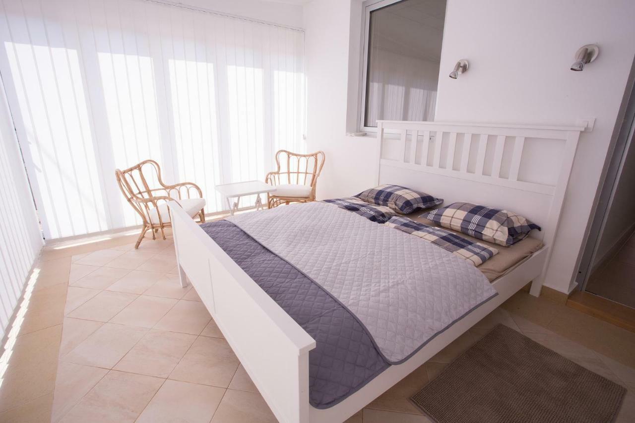 Downtown Beach Apartments Умаг Екстериор снимка