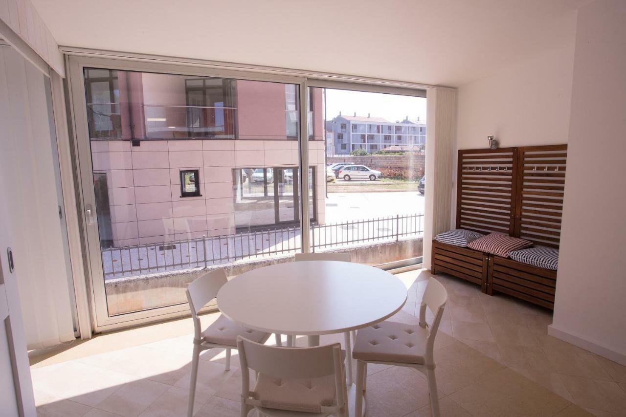 Downtown Beach Apartments Умаг Екстериор снимка