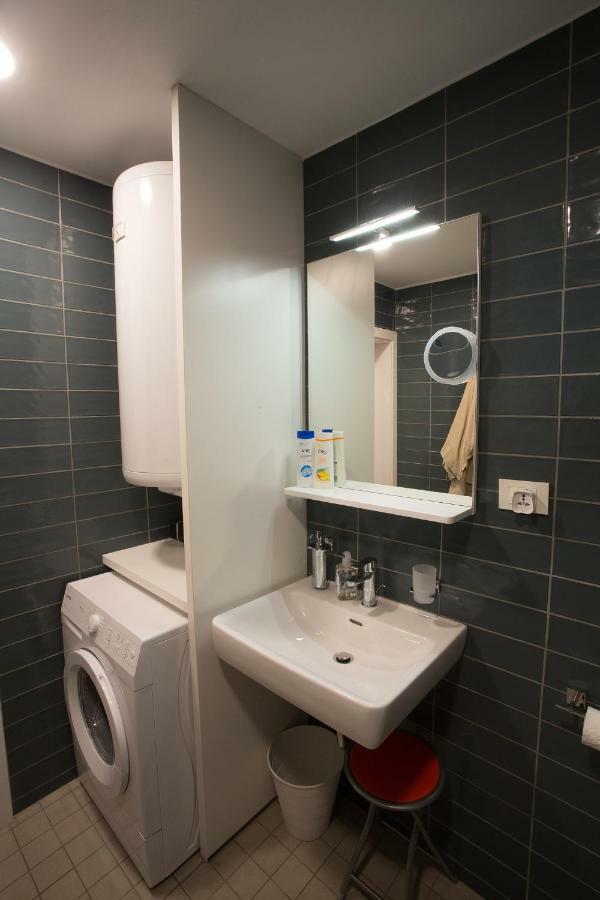 Downtown Beach Apartments Умаг Екстериор снимка