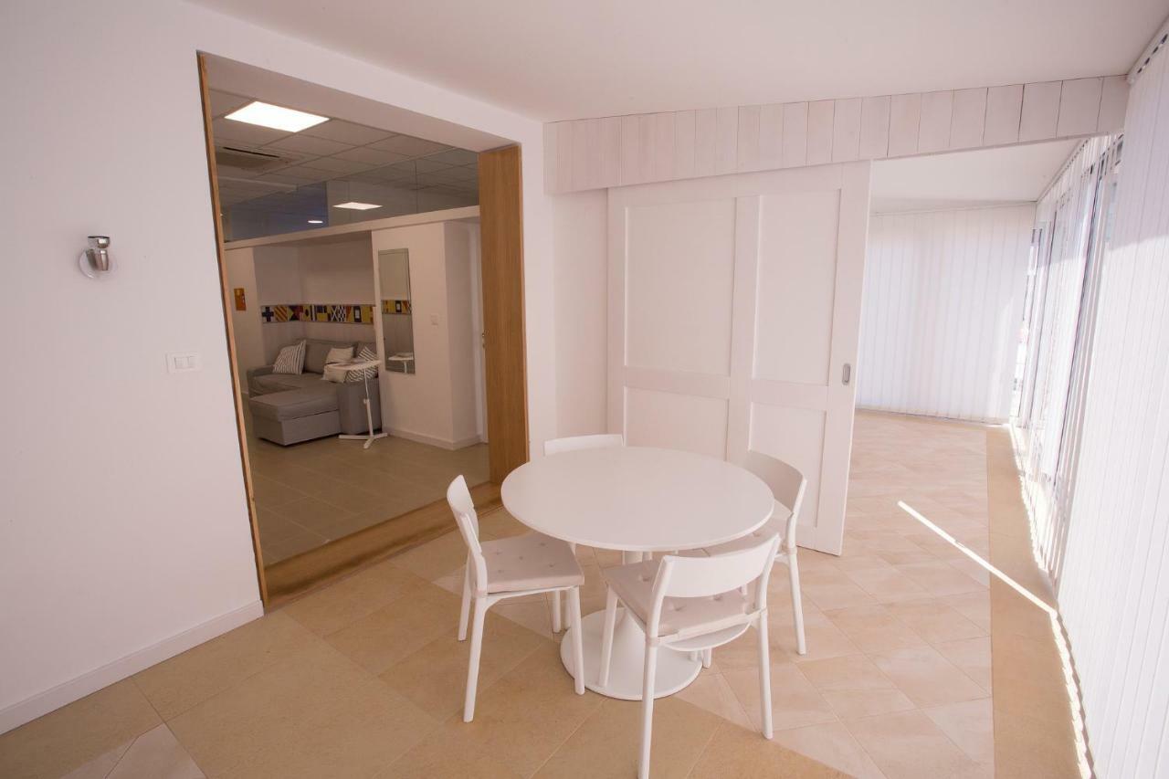 Downtown Beach Apartments Умаг Екстериор снимка